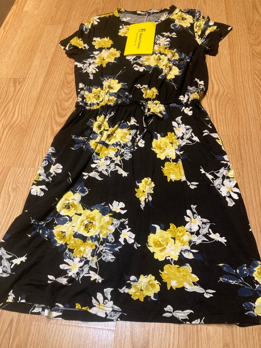 Black Floral Tee Dress with Yellow & White Blooms NWT XL